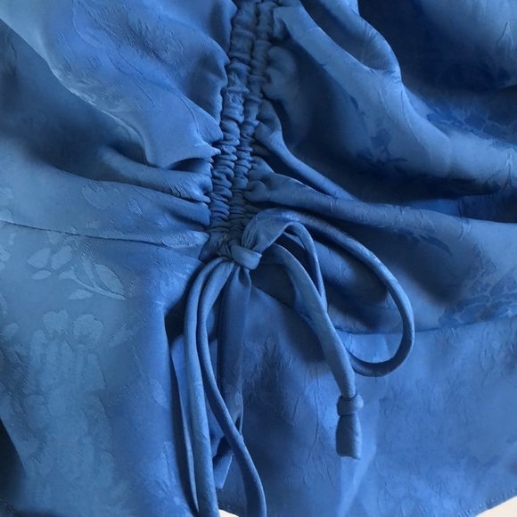 BCBGENERATION Ruffle cinched Tie Blue Size 4 Jacquard Floral Printed Mini Skirt - Picture 4 of 13